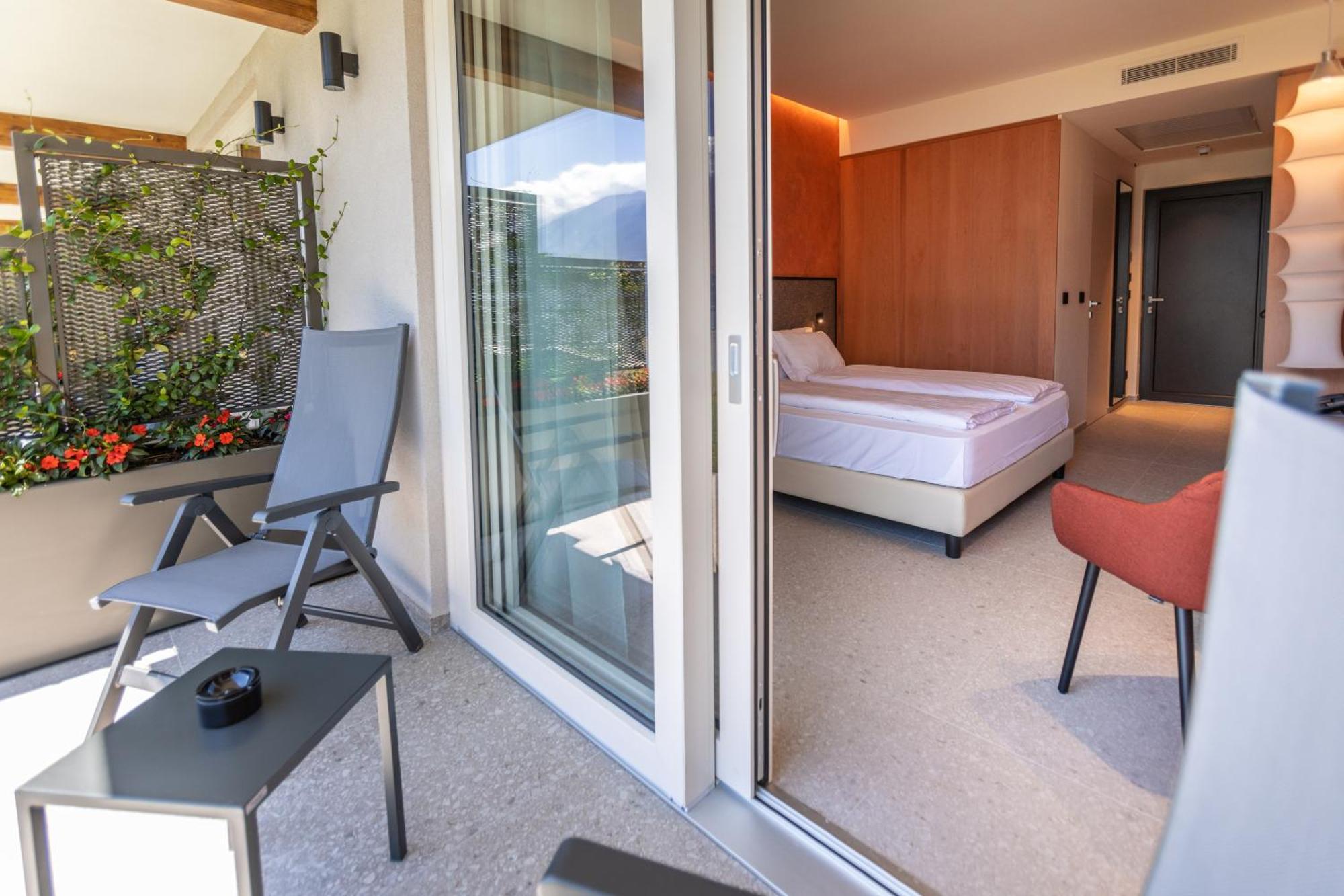 Llac Living Nature Hotel Лимоне-суль-Гарда Номер фото