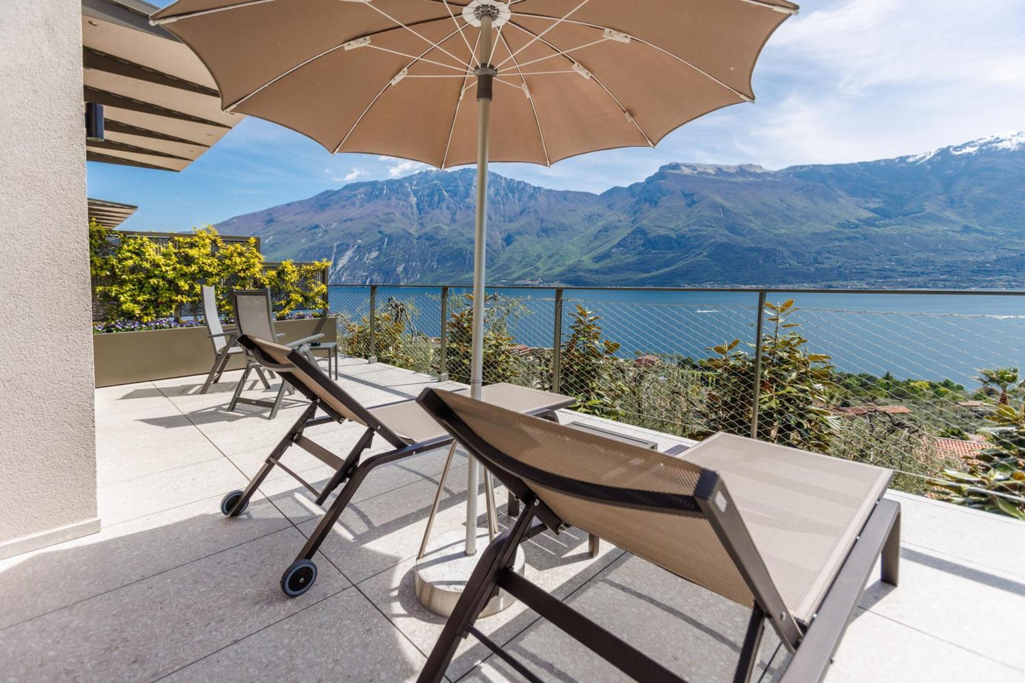 Llac Living Nature Hotel Лимоне-суль-Гарда Экстерьер фото